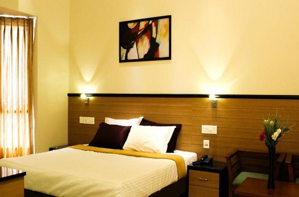 Kohinoor Hotels Erode Habitación foto